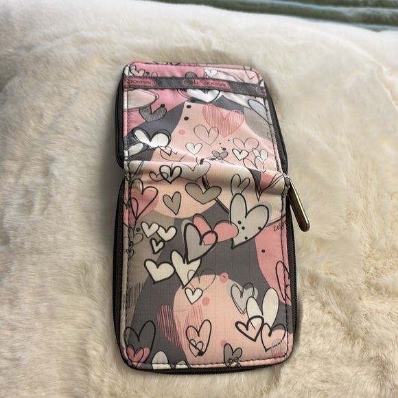 HEART LESPORTSAC ZIP AROUND WALLET - Picture 3 of 6